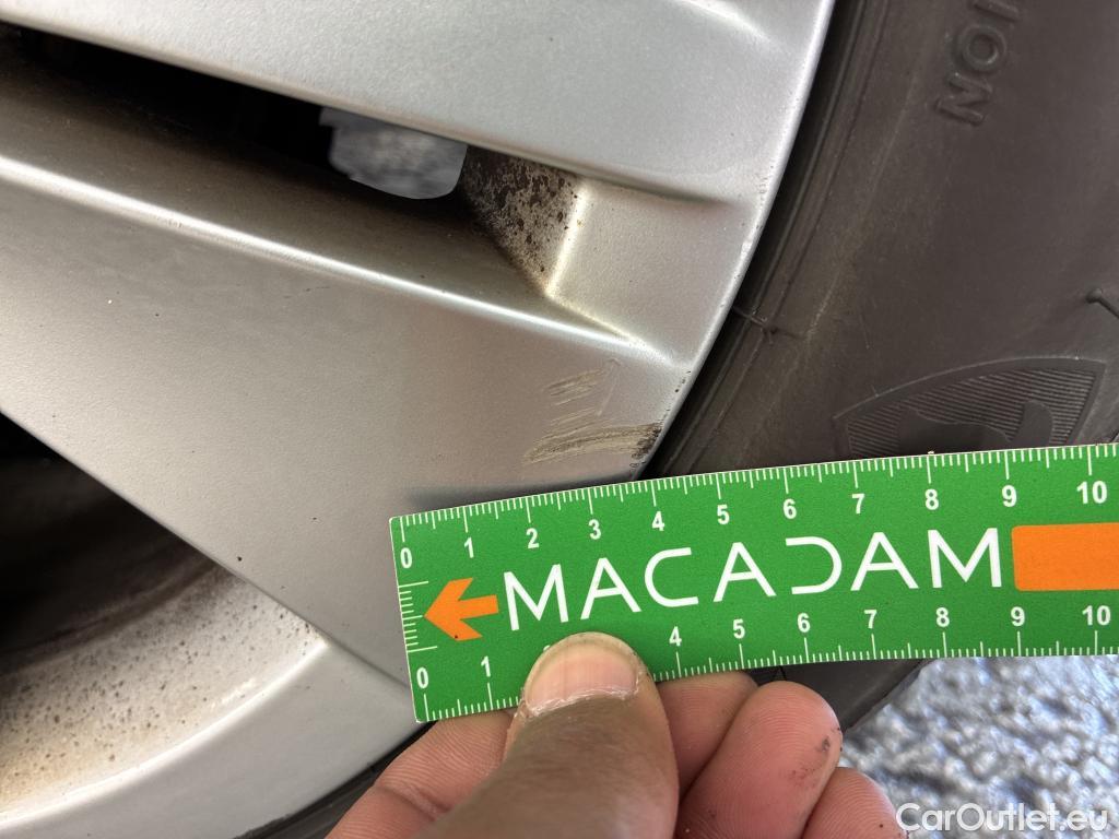  Volkswagen  Golf  VOLKSWAGEN / 2020 / 5P / Berline 1.0 TSI OPF 110 BVM6 Life Busi 1st #31