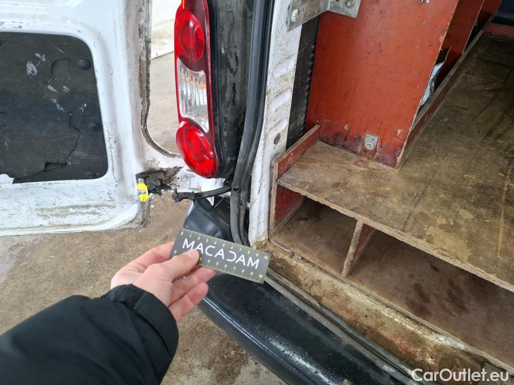  Citroen  Berlingo  Fourgon Confort L1 (Court) 1.6 BlueHDi 100CV BVM5 E6 #49