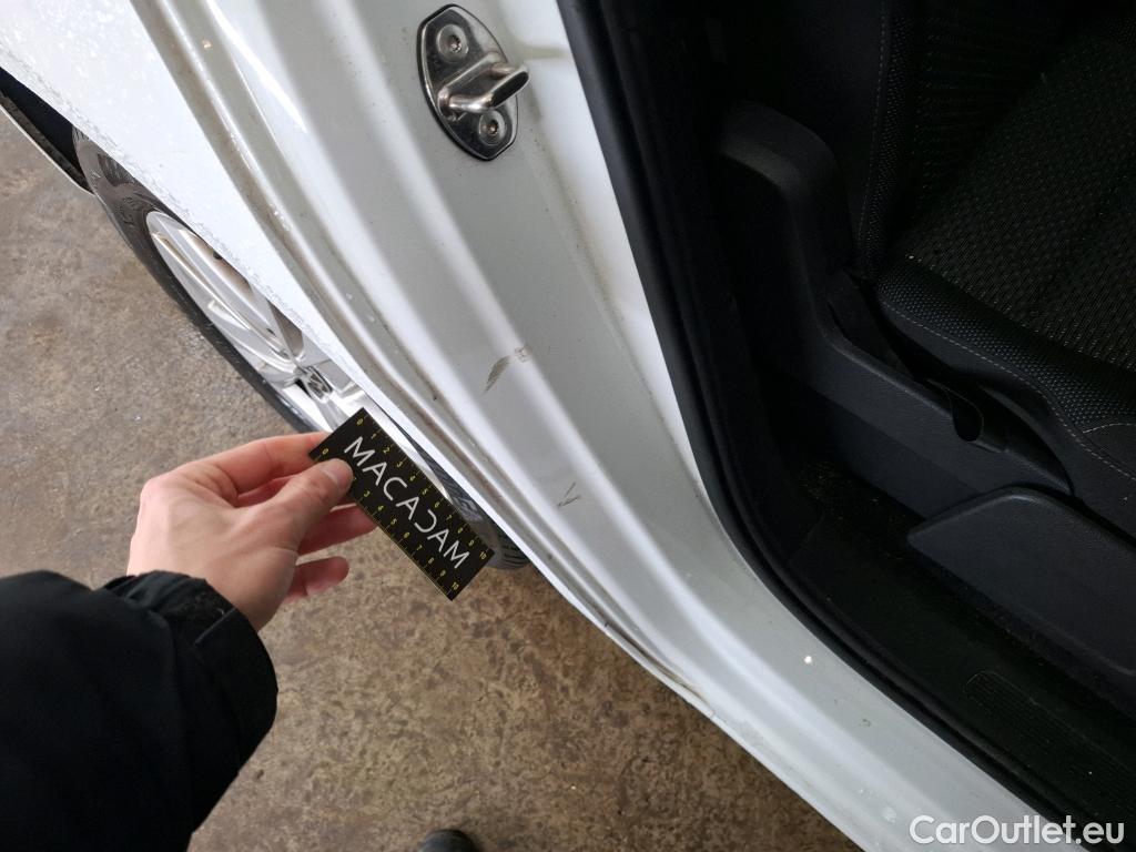  Volkswagen  Touran  United Start-Stop 2.0 TDI 150CV BVA7 E6dT #70