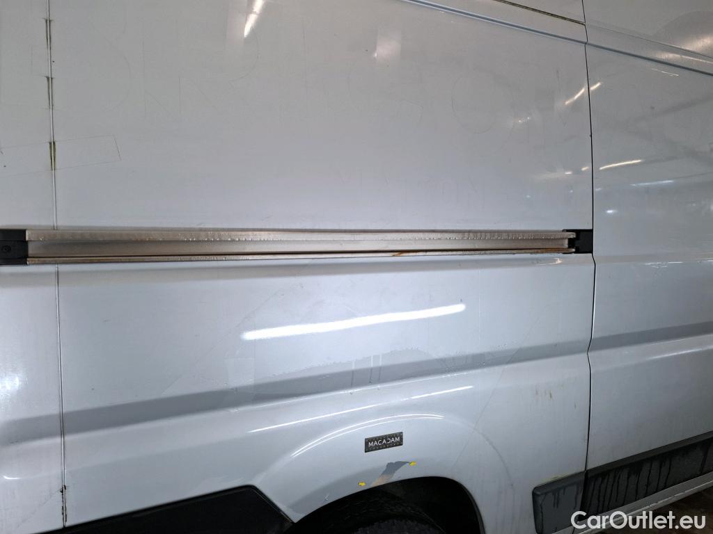  Citroen  Jumper CITROEN  VU 4p Fourgon 30 L2H2 BlueHDi 130 BVM6 Business #1