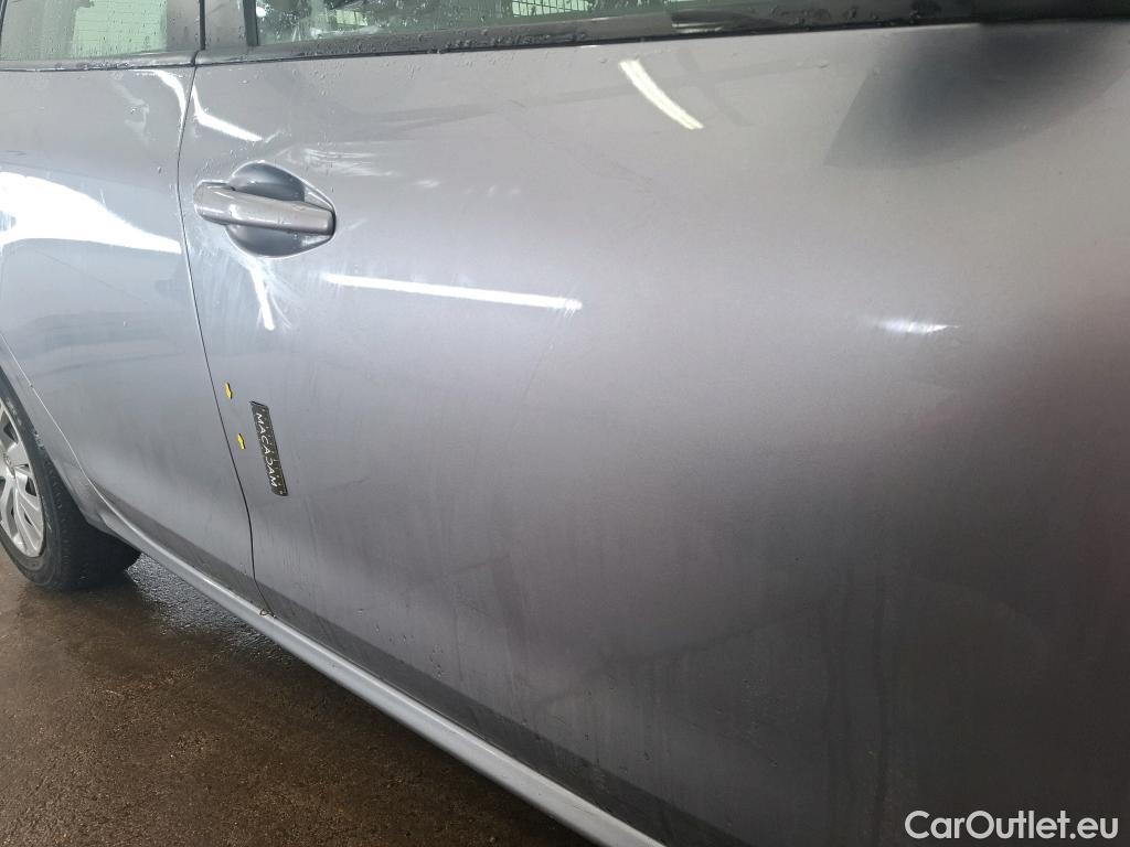  Peugeot  208  Affaire Premium 1.5 HDi 100CV BVM5 E6dT #25