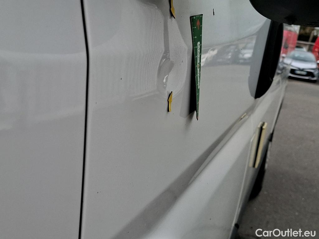  Peugeot  Boxer PEUGEOT  VU 4p Fourgon BLUEHDI 110 PREMIUM 330 L2H2 #18