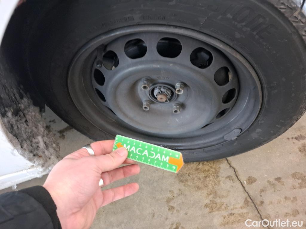  Peugeot  208  Premium 1.5 HDi 100CV BVM6 E6d #9