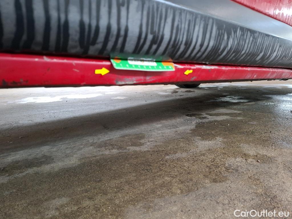  Citroen  Jumpy CITROEN  VU 4p Fourgon Taille M BlueHDi 120 S&S BVM6 Business #31