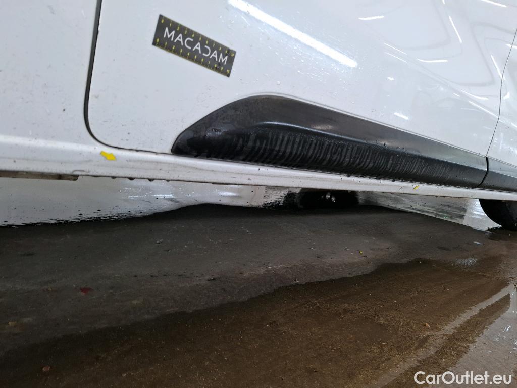  Peugeot  Expert  Fourgon Premium L2 2.0 HDi 120CV BVM6 E6 #17