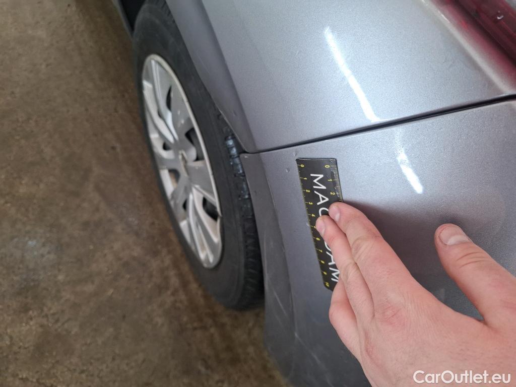  Peugeot  208  Affaire Premium 1.5 HDi 100CV BVM5 E6dT #34