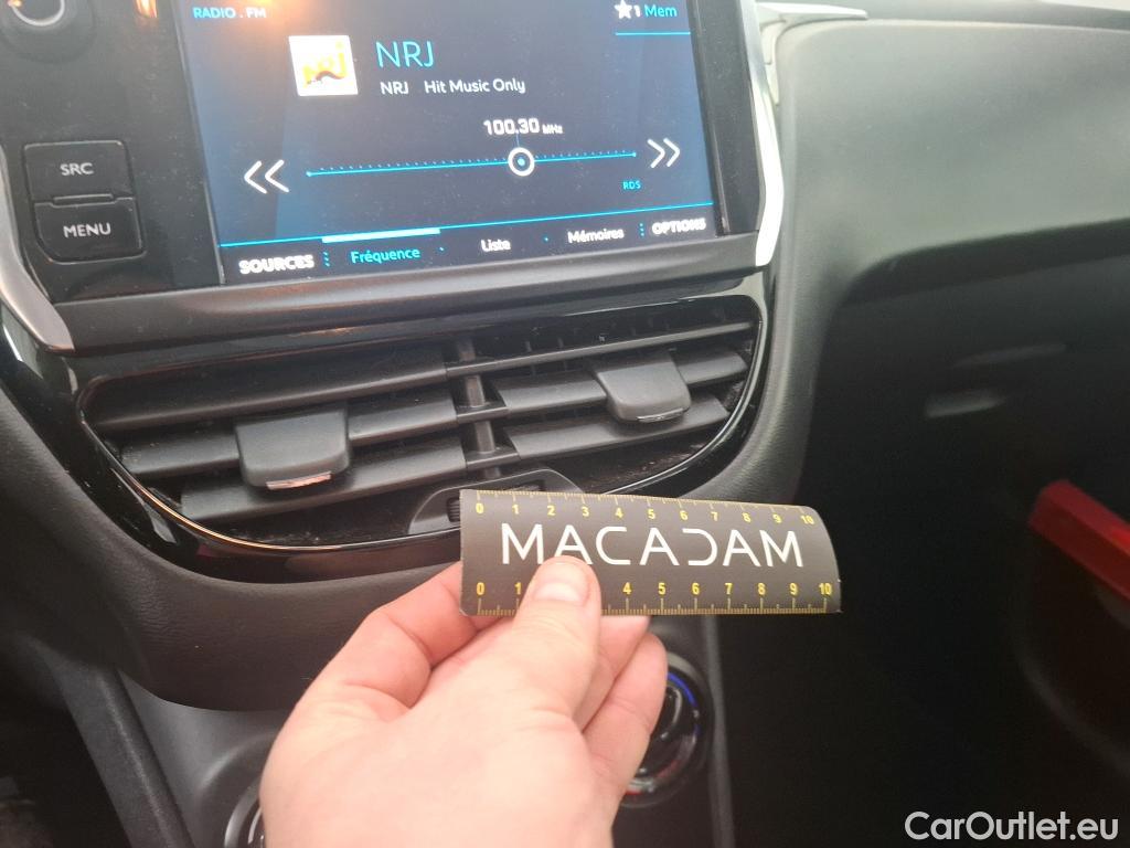  Peugeot  208  Affaire Premium 1.5 HDi 100CV BVM5 E6dT #29