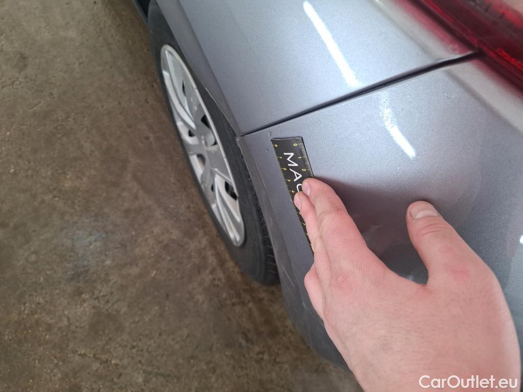  Peugeot  208  Affaire Premium 1.5 HDi 100CV BVM5 E6dT #35