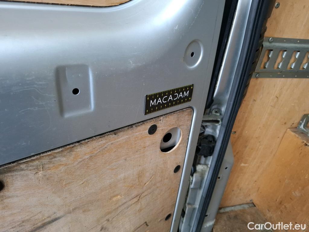  Citroen  Jumper CITROEN  VU 4p Fourgon 30 L2H2 BlueHDi 130 BVM6 Business #35