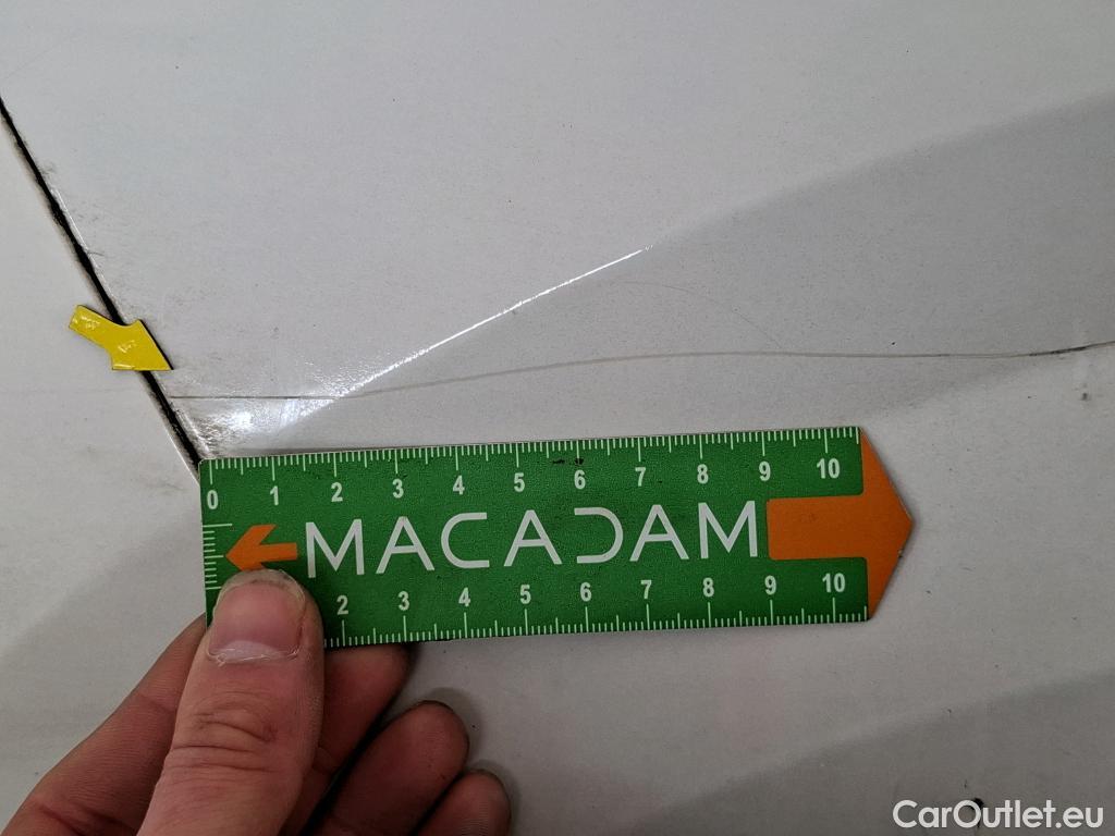  Peugeot  208 PEUGEOT  Affaire / 2019 / 5P / Berline 1.5 BlueHDi 100 S&S Premium #7