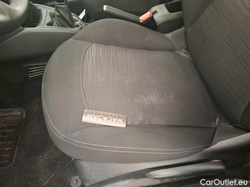  Peugeot  208  Affaire Premium 1.5 HDi 100CV BVM5 E6dT #52