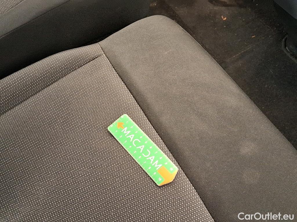  Peugeot  Expert  Fourgon Premium Long 2.0 HDi 145CV BVA8 E6d #7