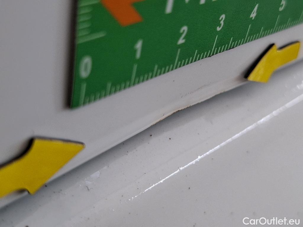  Peugeot  208 PEUGEOT  Affaire / 2019 / 5P / Berline 1.5 BlueHDi 100 S&S Premium #53