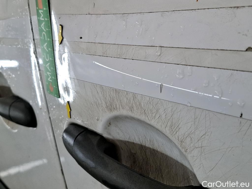  Renault  Kangoo  Express Extra (Série Spéciale) 1.5 dCi 75CV BVM5 E6 #32