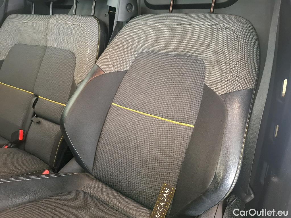  Renault  Kangoo RENAULT  / 2021 / 4P / Fourgonnette GD CONFORT - TCE 130 #39