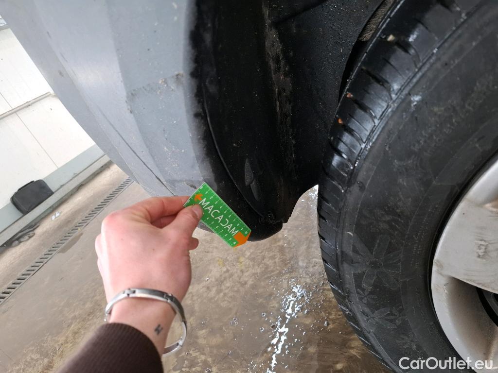  Renault  Kangoo  Express Extra (Série Spéciale) 1.5 dCi 75CV BVM5 E6 #79