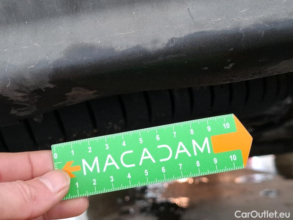  Renault  Kangoo  Express Extra (Série Spéciale) 1.5 dCi 75CV BVM5 E6 #24