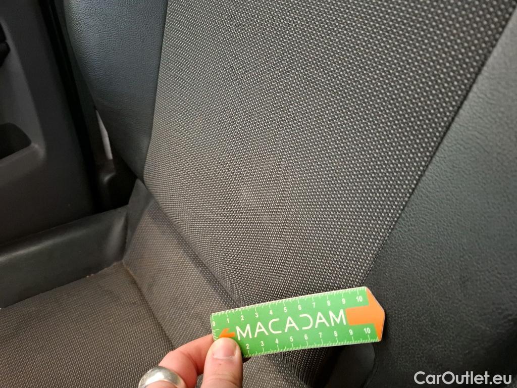  Toyota  Proace TOYOTA  / 2016 / 4P / Fourgon tôlé 2.0 D MEDIUM 120 D-4D DYNAMIC #7