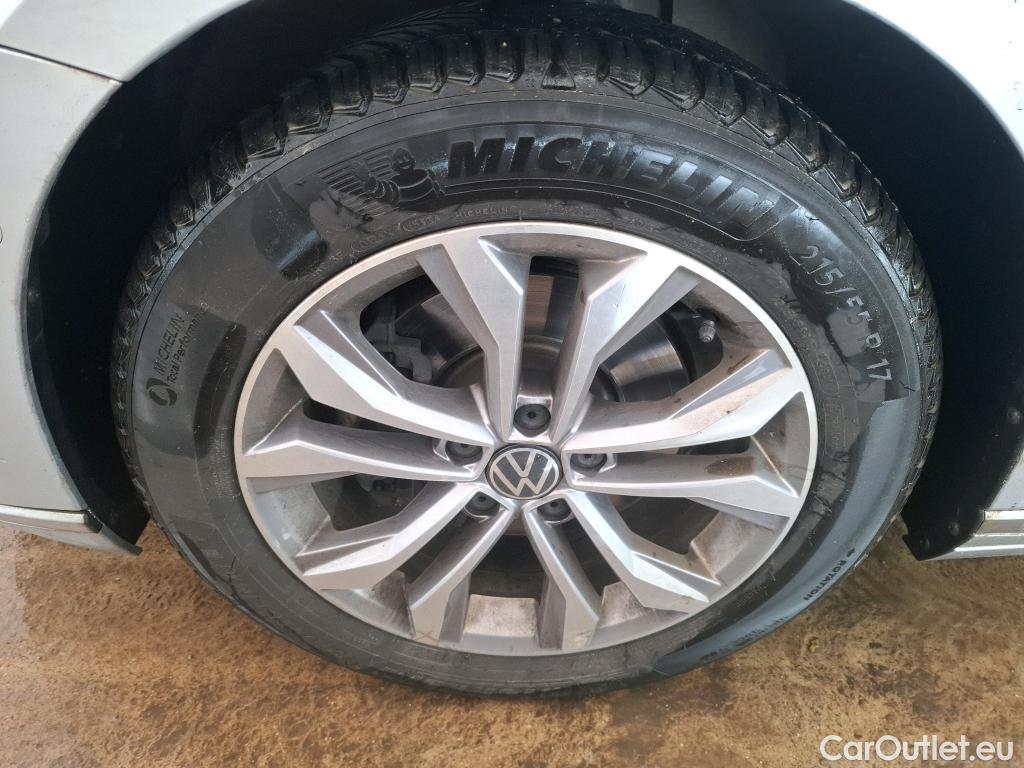  Volkswagen  Passat  SW / 2019 / 5P / Break 2.0 TDI 150 SCR DSG7 SW LOUNGE / TRANSFO VP/VF #61
