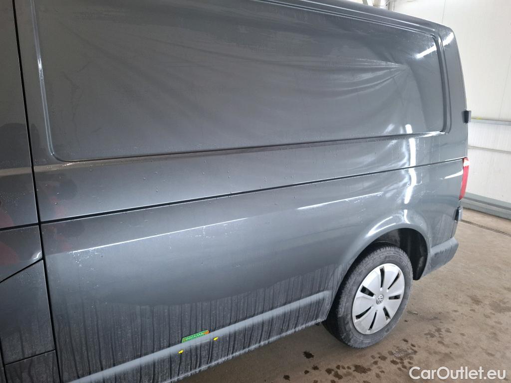  Volkswagen  Transporter VOLKSWAGEN  / 2019 / 4P / Fourgon tôlé 2.0 TDi 150 DSG7 L1H1 Business Line #18