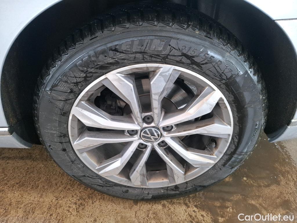  Volkswagen  Passat  SW / 2019 / 5P / Break 2.0 TDI 150 SCR DSG7 SW LOUNGE / TRANSFO VP/VF #52