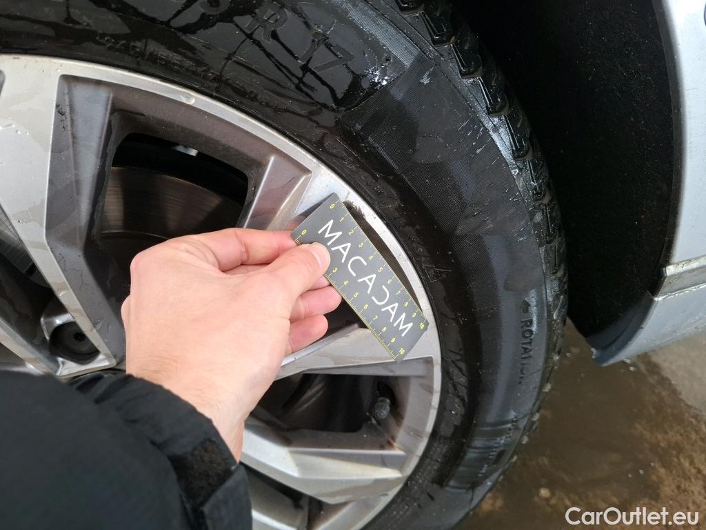  Volkswagen  Passat  SW / 2019 / 5P / Break 2.0 TDI 150 SCR DSG7 SW LOUNGE / TRANSFO VP/VF #53