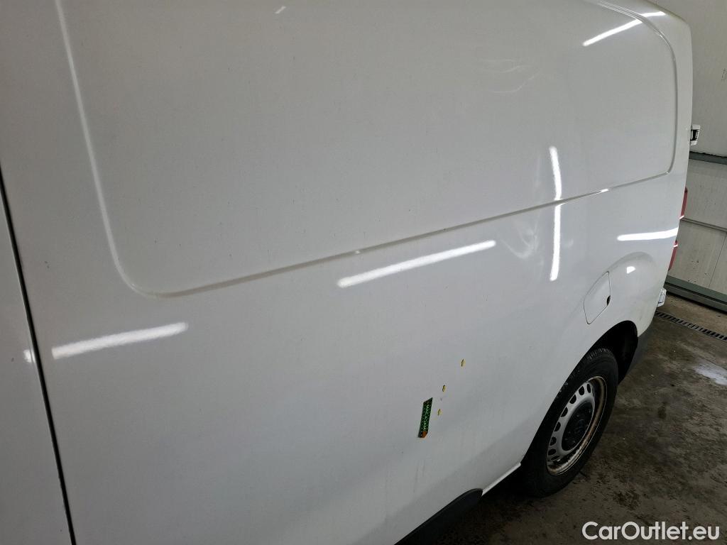  Toyota  Proace TOYOTA  / 2016 / 4P / Fourgon tôlé 2.0 D MEDIUM 120 D-4D DYNAMIC #3