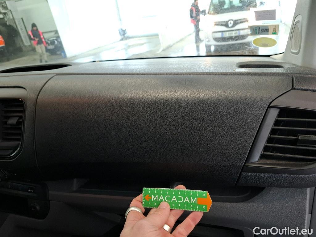  Toyota  Proace TOYOTA  / 2016 / 4P / Fourgon tôlé 2.0 D MEDIUM 120 D-4D DYNAMIC #10