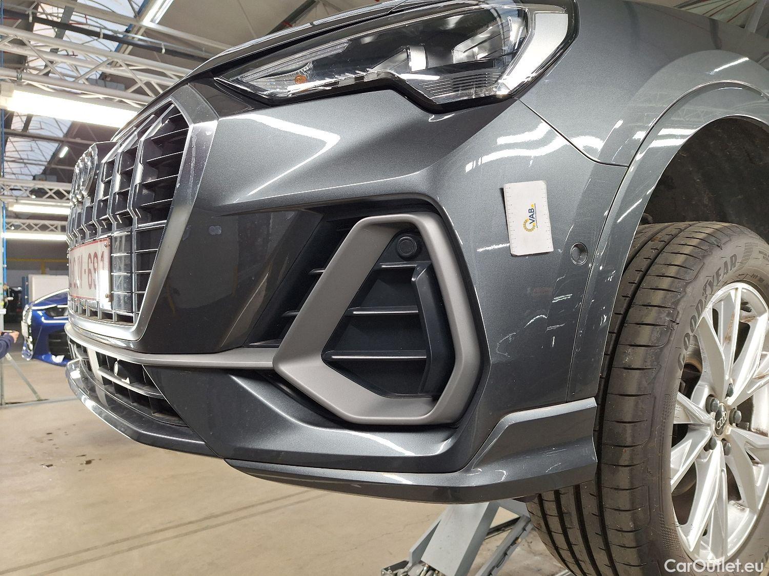  Audi  Q3 Audi,  '18, Audi  35 TDI S tronic S line Business Edition 5d #5