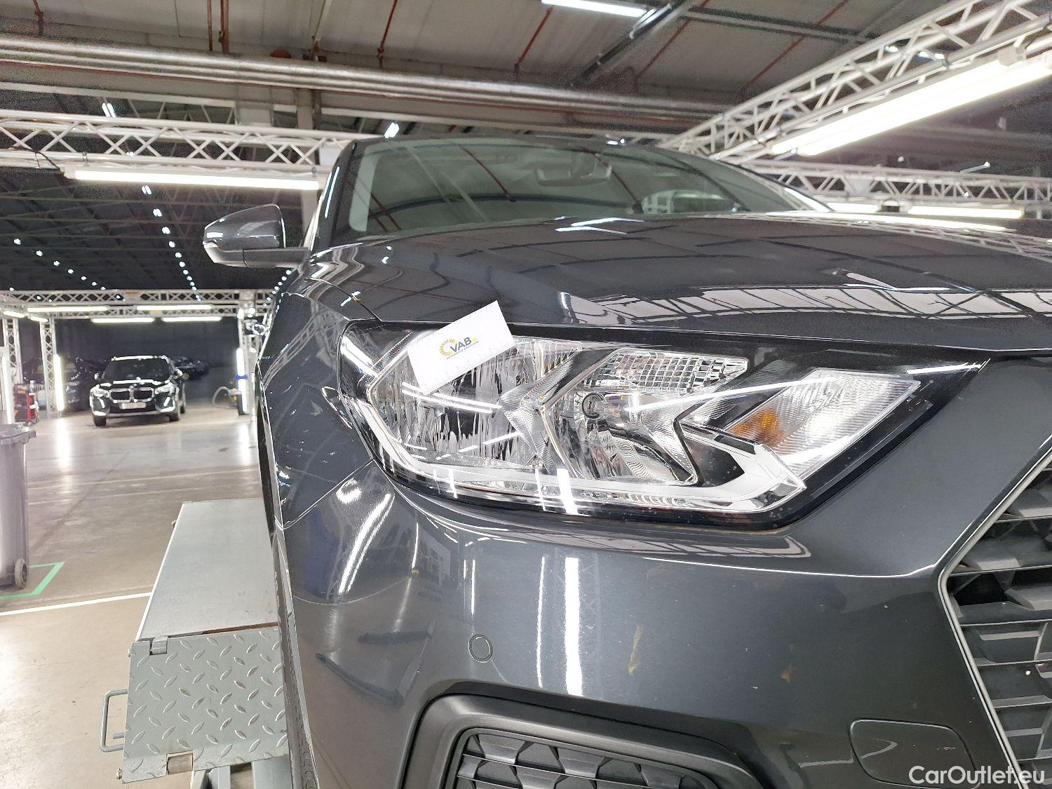  Audi  A1 Sportback Audi, A1 SB '18, Audi  1.0 25 TFSI 70kW 5d #9