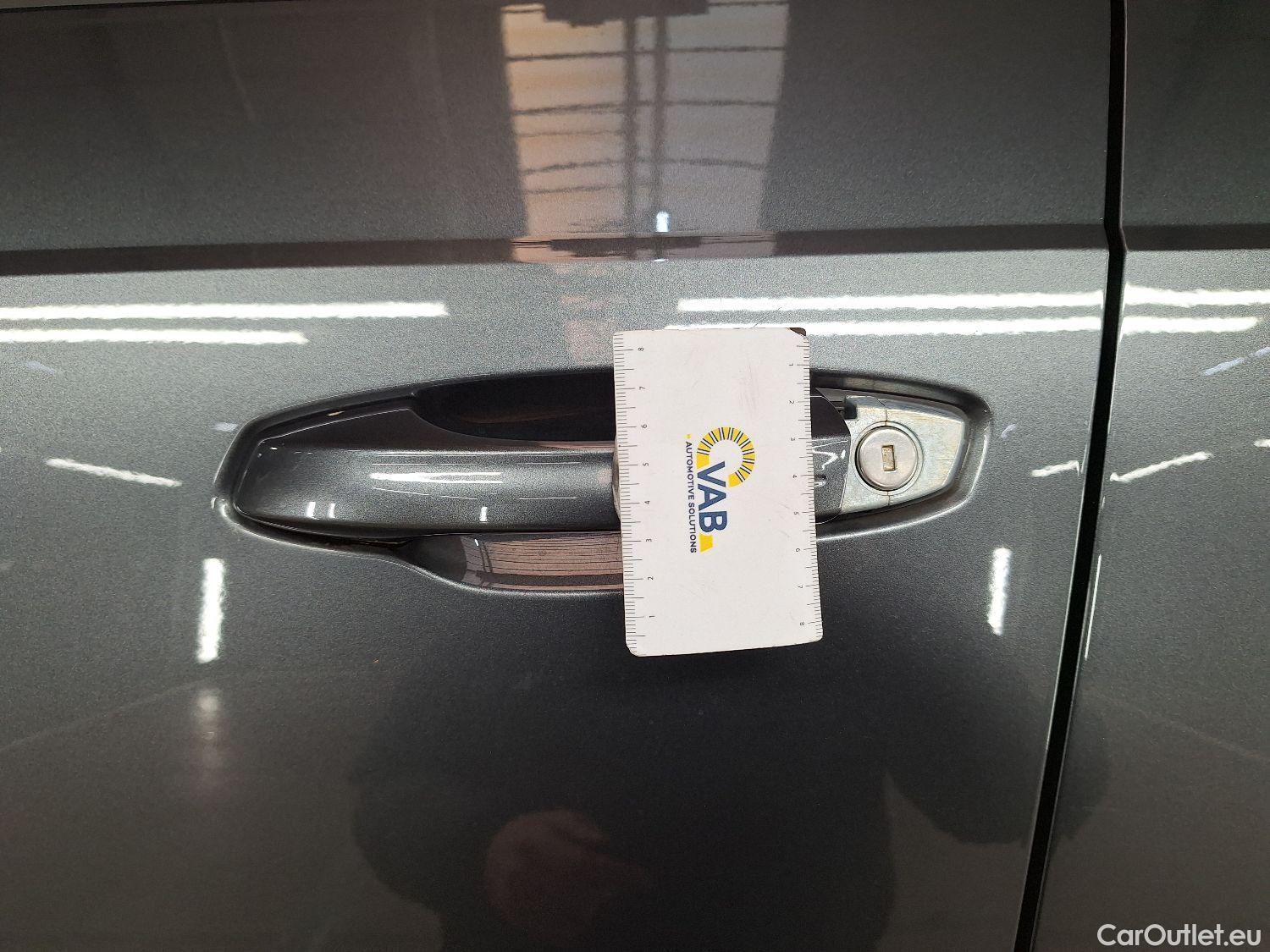  Audi  Q3 Audi,  '18, Audi  35 TDI S tronic S line Business Edition 5d #16