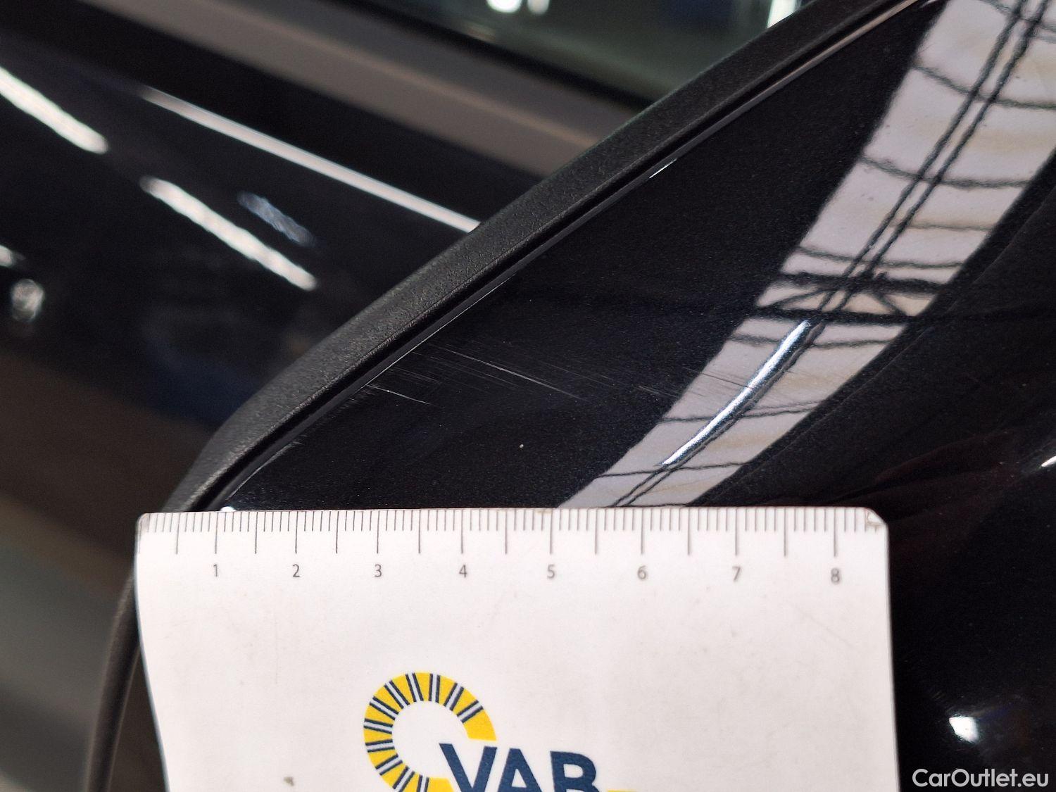  Bmw  Serie 1 BMW, 1-serie '19, BMW 1 Reeks Hatch 116d (85 kW) 5d #25