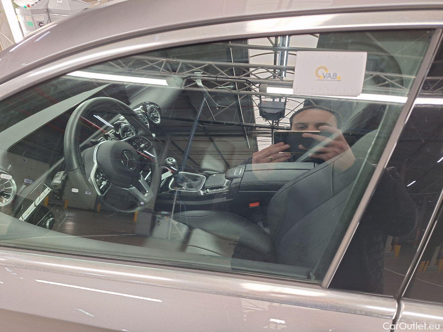  Mercedes  A-Klasse Mercedes, A-Class '18, Mercedes-Benz  A 180 Business Solution 5d #24