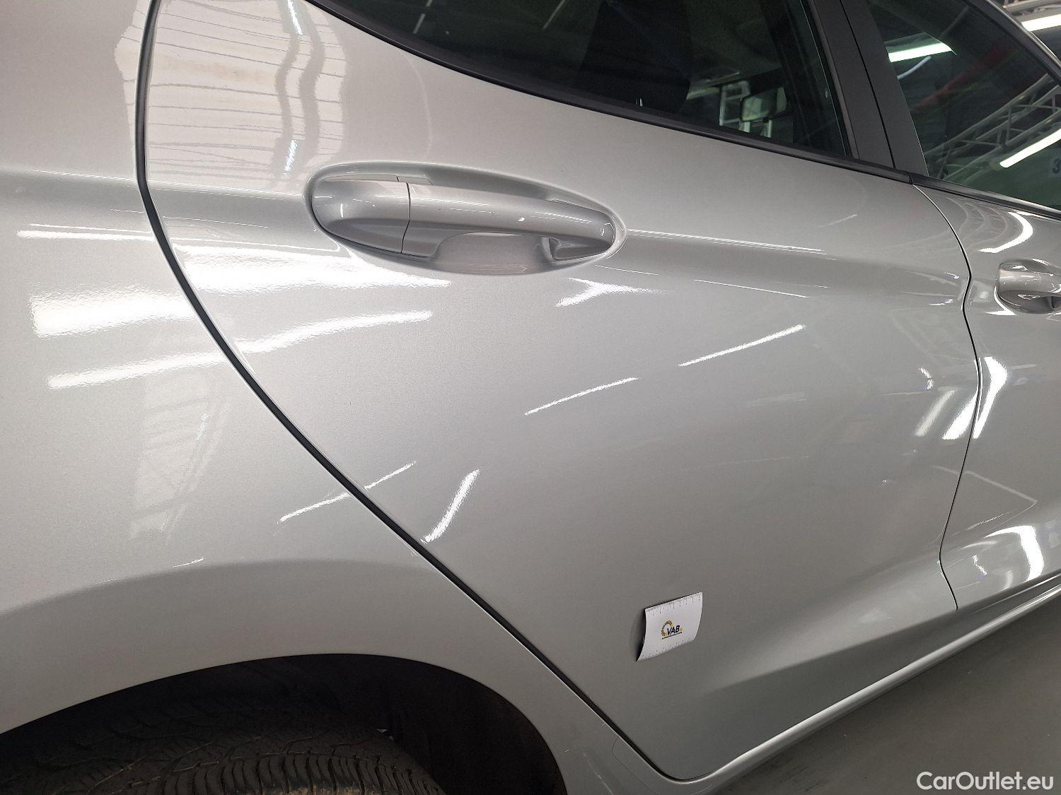  Ford  Fiesta Ford,  '17, Ford  1.1i 52kW Business Class 5d #3