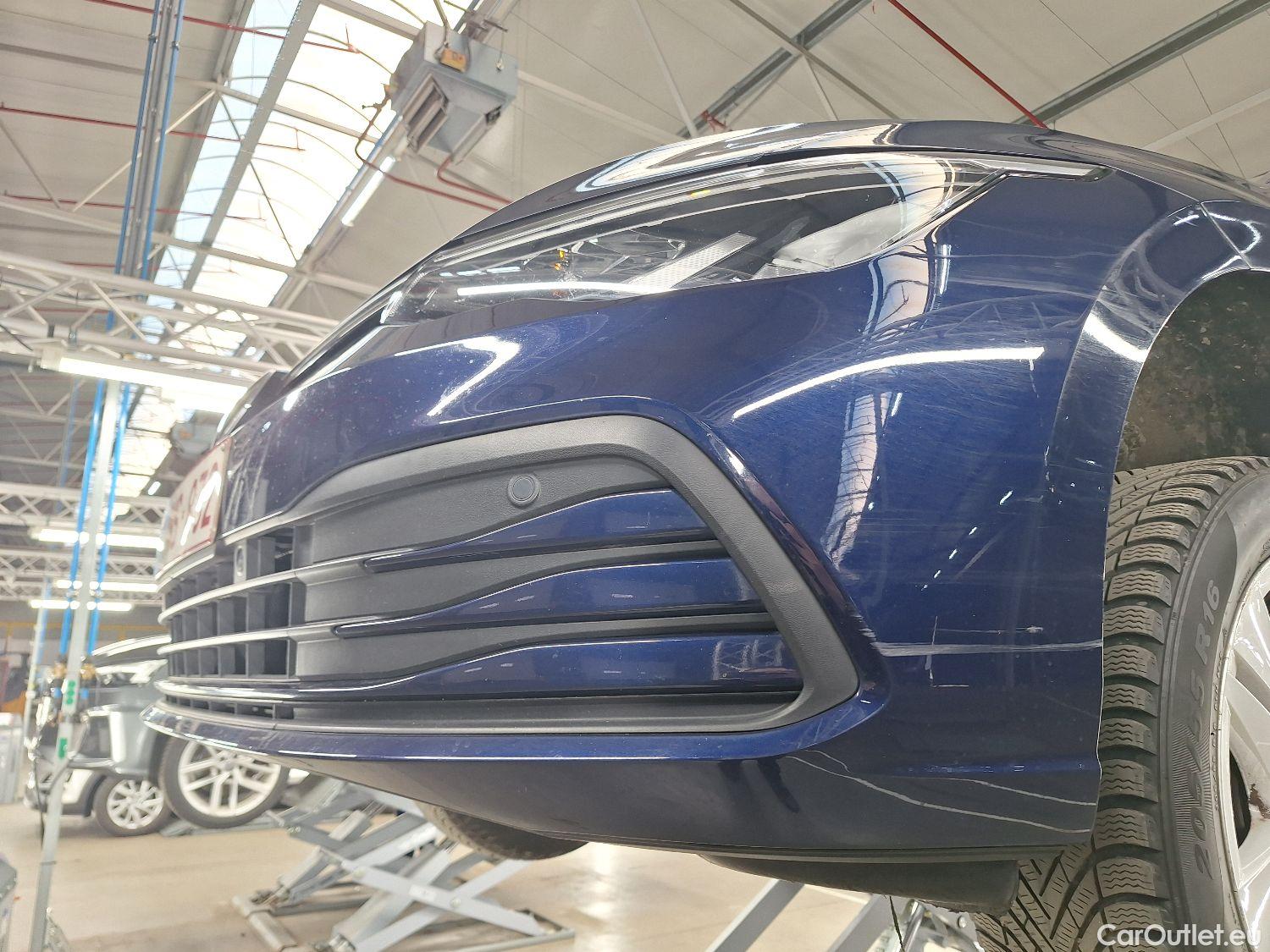  Volkswagen  Golf  VW, VIII '20, Volkswagen VIII 1.0 TSI 81kW Life 5d #8