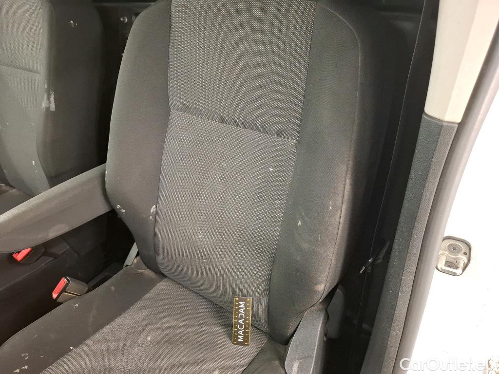  Citroen  Berlingo  Fourgon Club XL 950 1.5 BlueHDi 100CV BVM5 E6dT #1