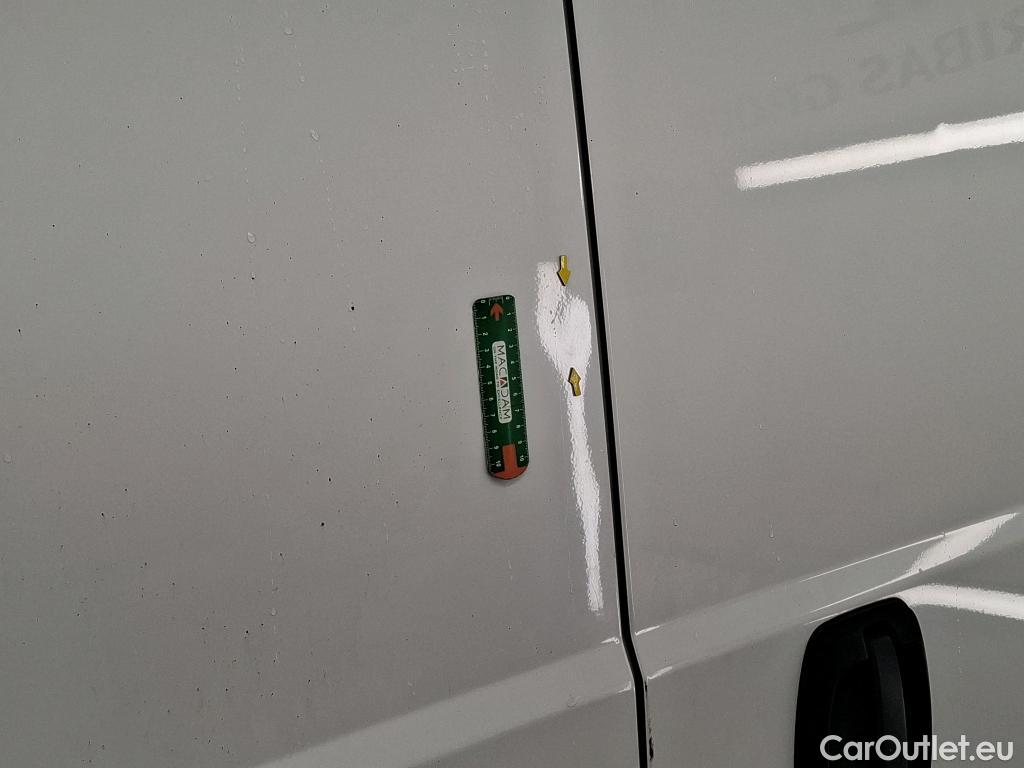  Citroen  Jumper CITROEN  CA VU 4p Fourgon 35 L2H2 BlueHDi 130 BVM6 Cab App Confort #14