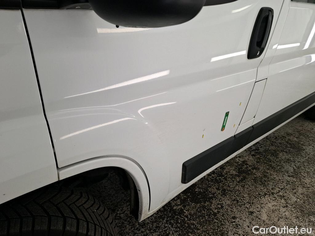  Citroen  Jumper CITROEN  CA VU 4p Fourgon 35 L2H2 BlueHDi 130 BVM6 Cab App Confort #4