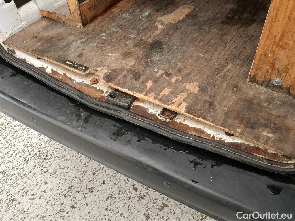  Citroen  Berlingo  Fourgon Club XL 950 1.5 BlueHDi 100CV BVM5 E6dT #63