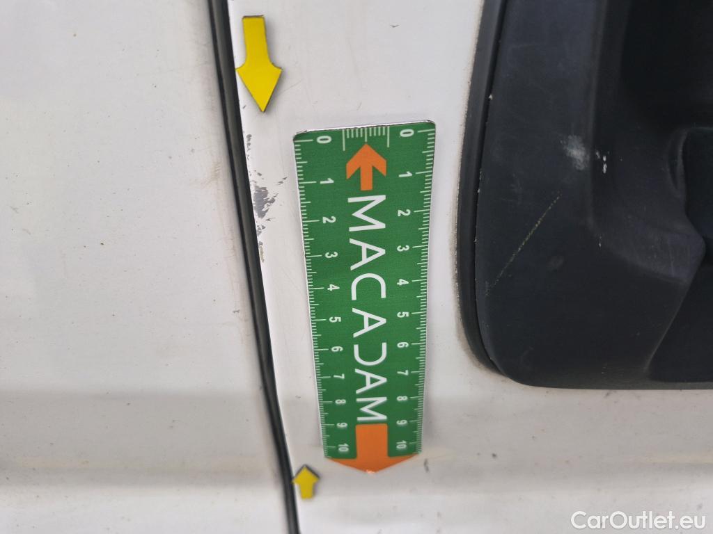  Citroen  Jumper  Fourgon Grand Volume 33 L2H2 Driver BlueHDi 140 Start&Stop 140CV BVM6 #138