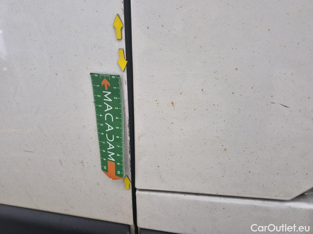  Citroen  Jumper  Fourgon Grand Volume 33 L2H2 Driver BlueHDi 140 Start&Stop 140CV BVM6 #98