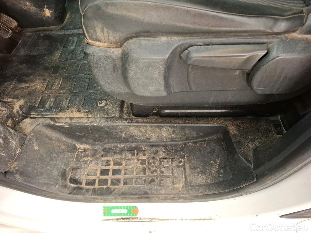  Citroen  Jumpy  Fourgon Club M 2.0 BlueHDi 120CV BVM6 E6dT #25