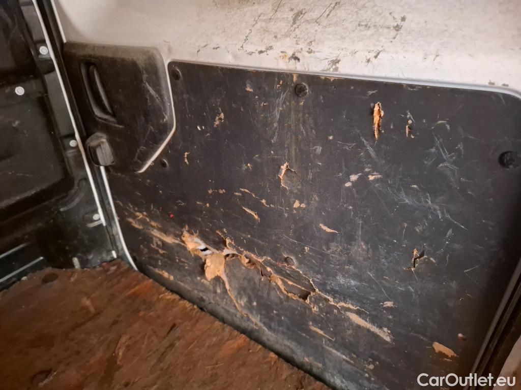  Citroen  Jumpy  Fourgon Club M 2.0 BlueHDi 120CV BVM6 E6dT #29