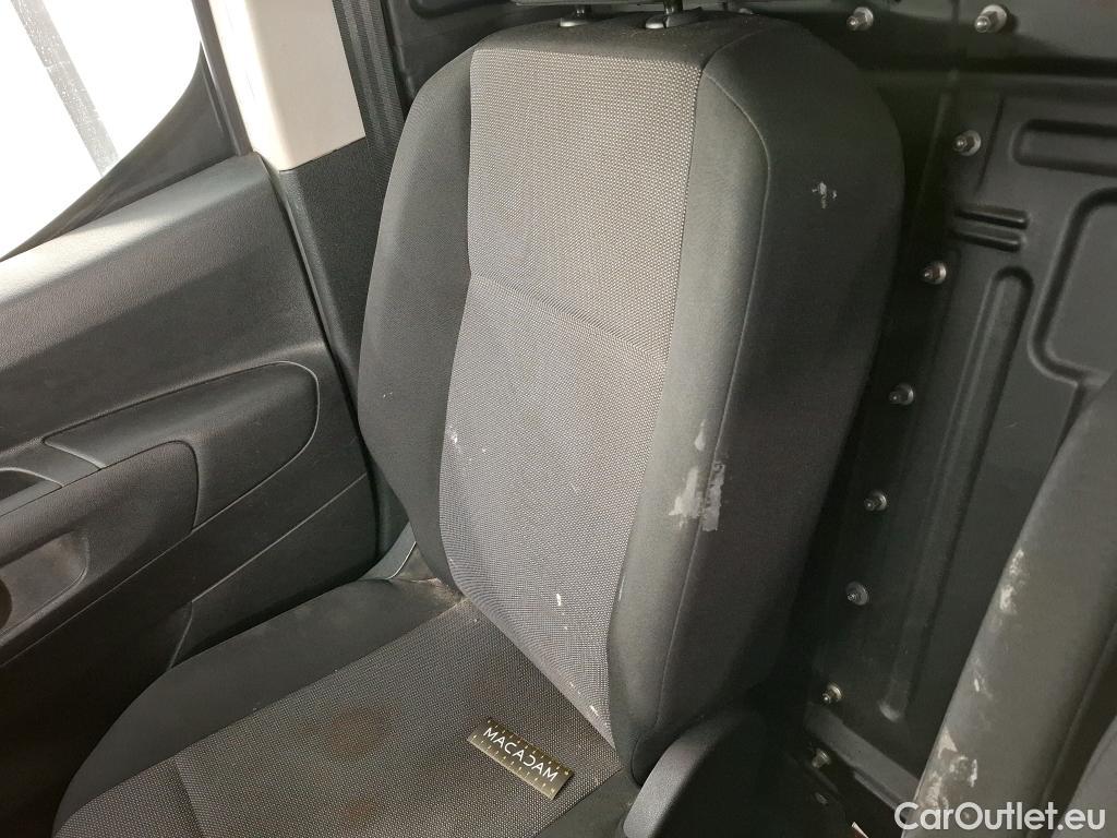  Citroen  Berlingo  Fourgon Club XL 950 1.5 BlueHDi 100CV BVM5 E6dT #4