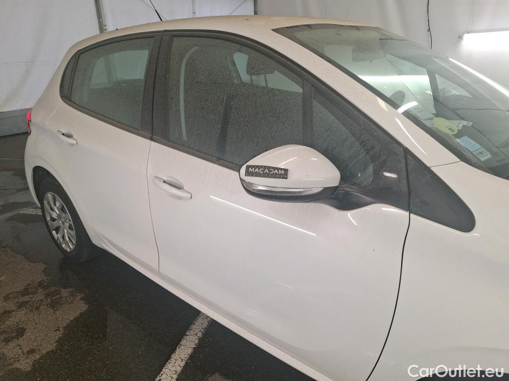  Peugeot  208  Affaire Premium Pack 1.5 HDi 100CV BVM5 E6dT #17