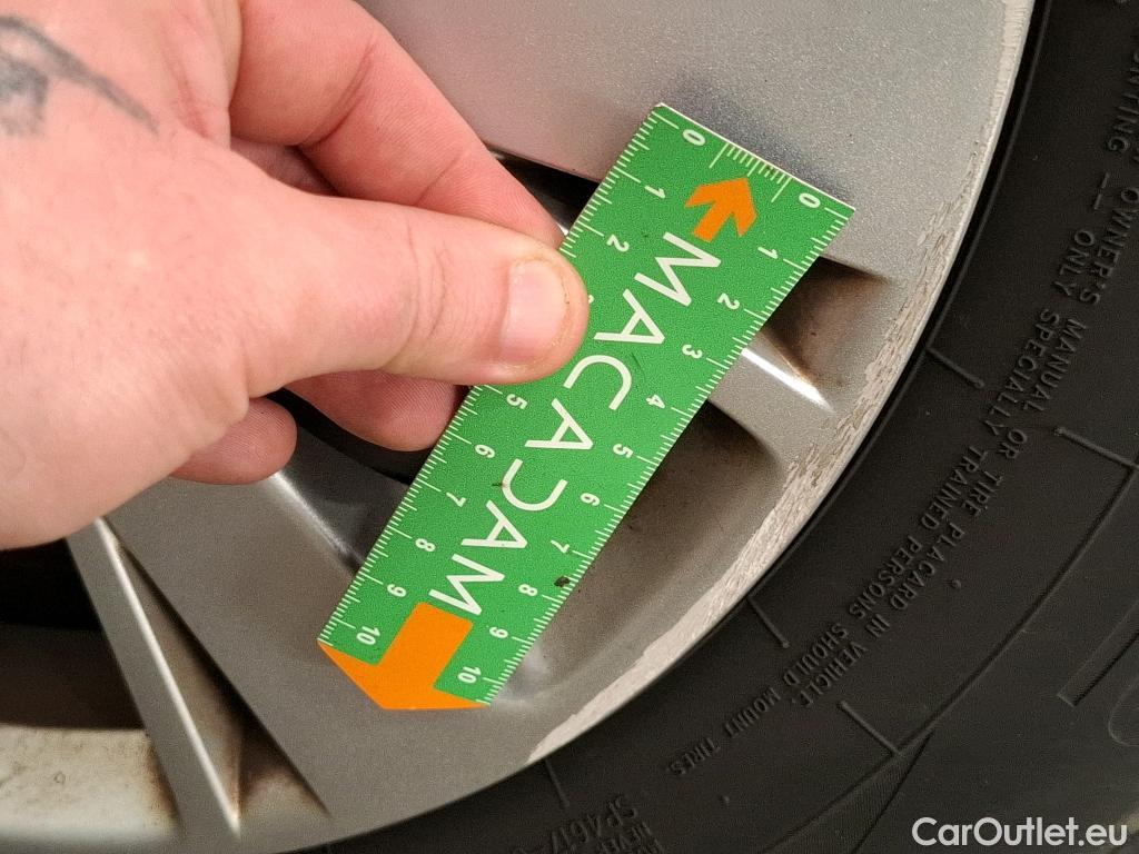  Peugeot  208  Affaire Premium Pack 1.5 HDi 100CV BVM5 E6dT #23