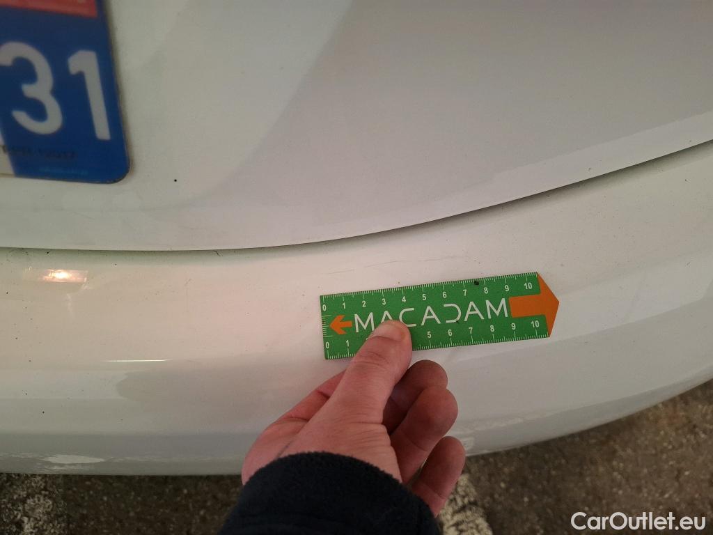  Peugeot  208  Affaire Premium Pack 1.5 HDi 100CV BVM5 E6dT #34