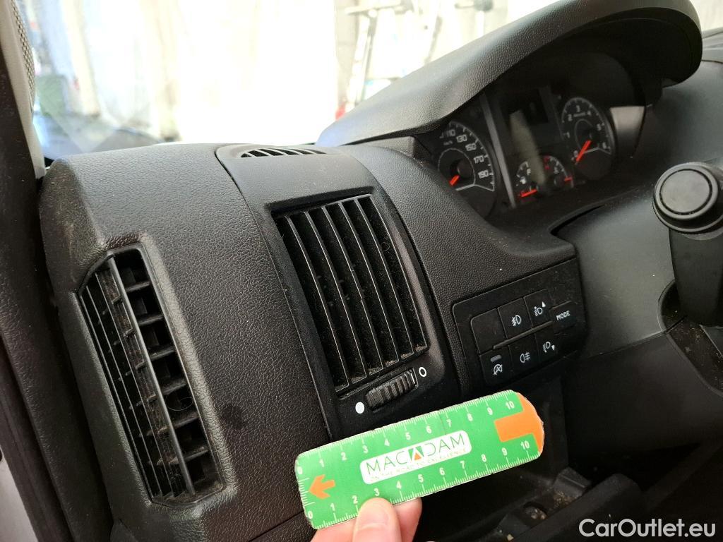  Peugeot  Boxer PEUGEOT  / 2014 / 4P / Fourgon tôlé BlueHDi 140 S&S ASPHALT 330 L2H2 #20