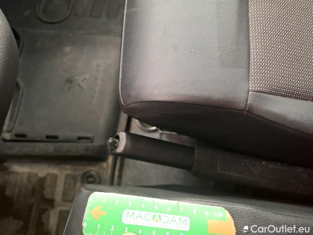  Peugeot  Expert  Fourgon Asphalt L2 2.0 HDi 120CV BVM6 E6dT #11