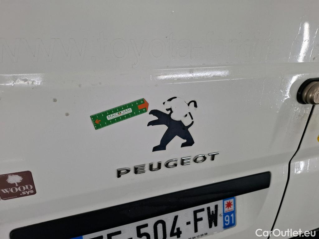  Peugeot  Boxer PEUGEOT  VU 4p Fourgon BLUEHDI 110 PREMIUM PA 333 L1H2 #15